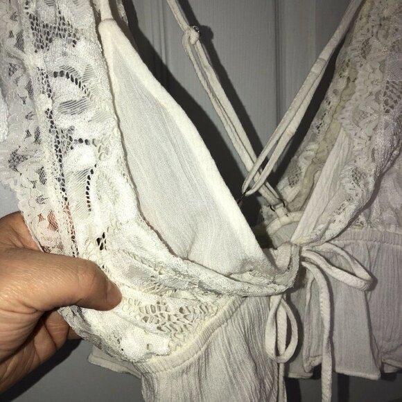 FOREVER 21  Ivory Lace Overlay Adjustable Straps Bralette Top Sz S - Picture 6 of 10